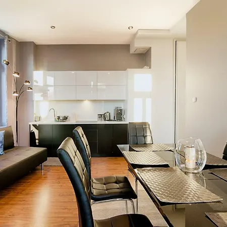 Crown City Apartman Krakkó