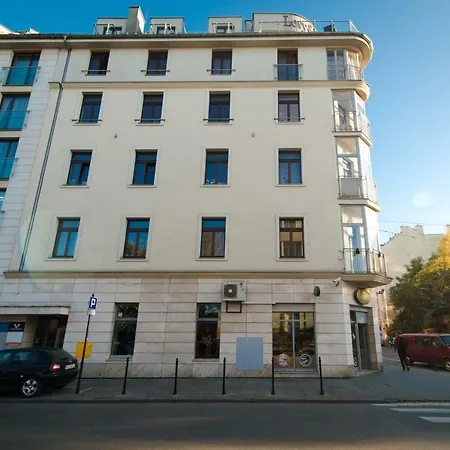Apartman Crown City *